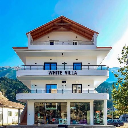 White Villa Përmet Екстериор снимка